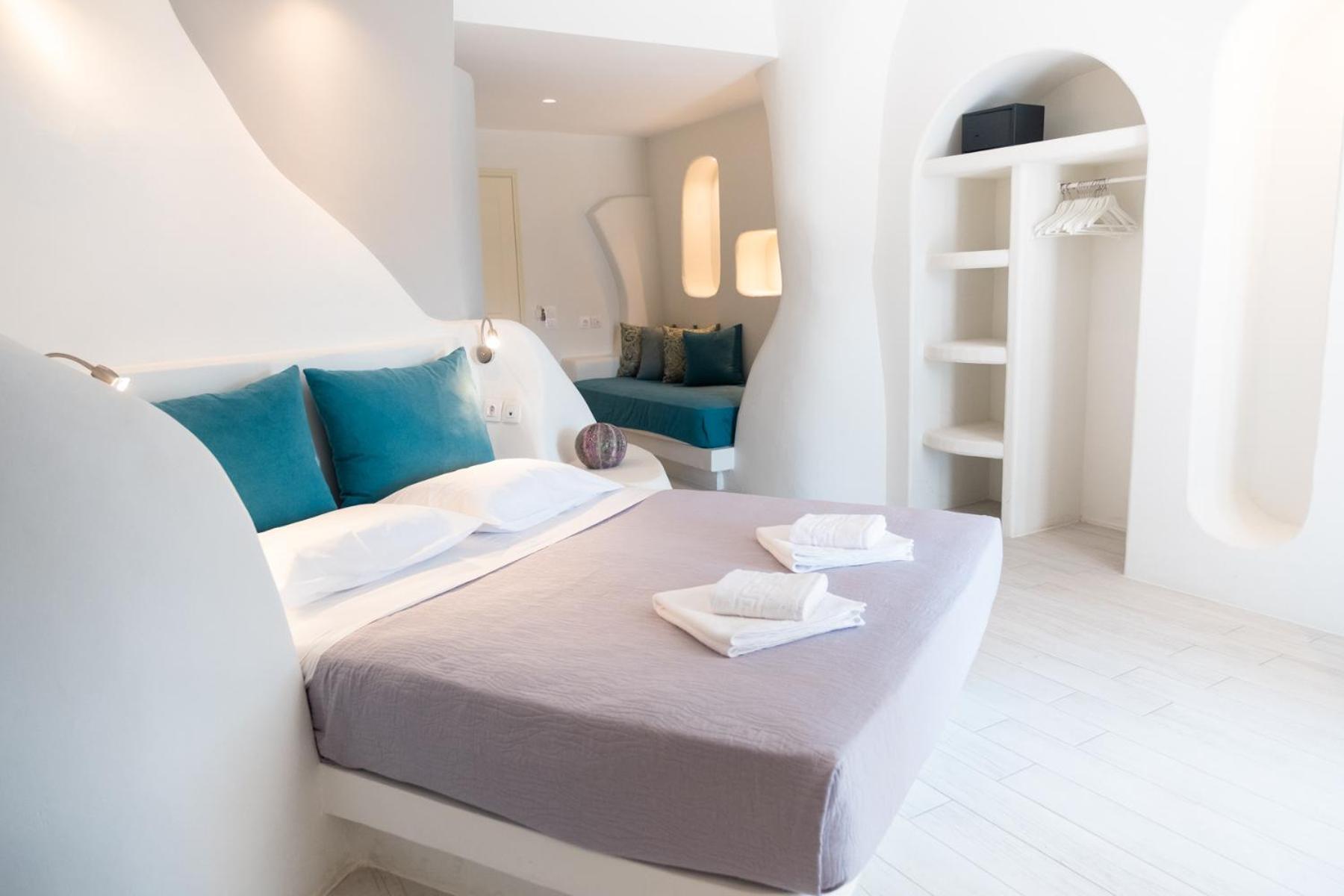 Aloni Hotel & Suites Писо Ливади Екстериор снимка